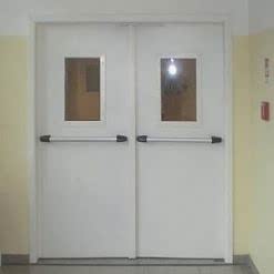 çift kanatlı camlı yangın kapısı